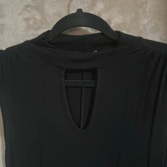 Jennifer Lopez Black Sleeveless Keyhole Neckline Choker Cut Top Tunic Collar Med - Picture 8 of 16
